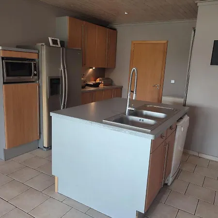 Le Floyon Сasa de vacaciones Florennes